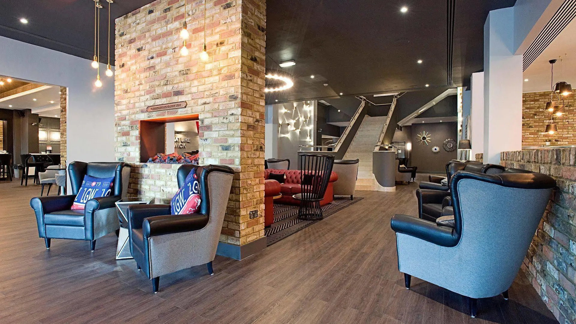 Sandman Signature London Gatwick Hotel Crawley