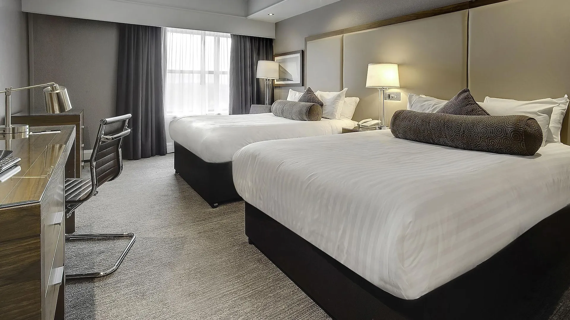 Sandman Signature London Gatwick Hotel Crawley