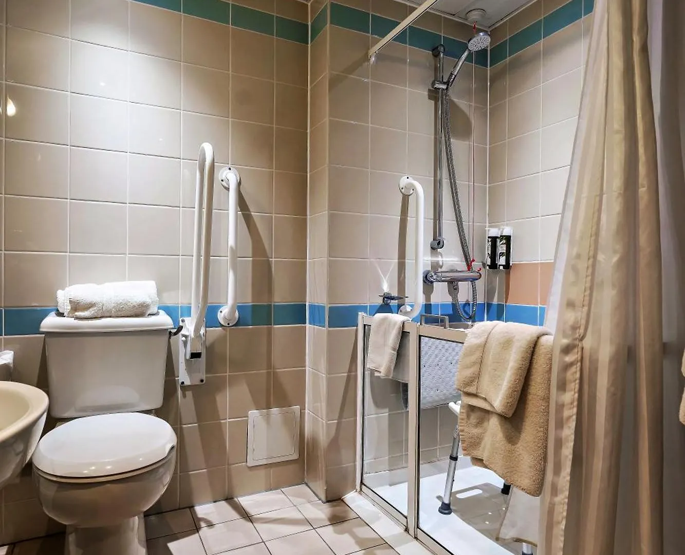 Sandman Signature London Gatwick Hotel Crawley  4*, Crawley (West Sussex)