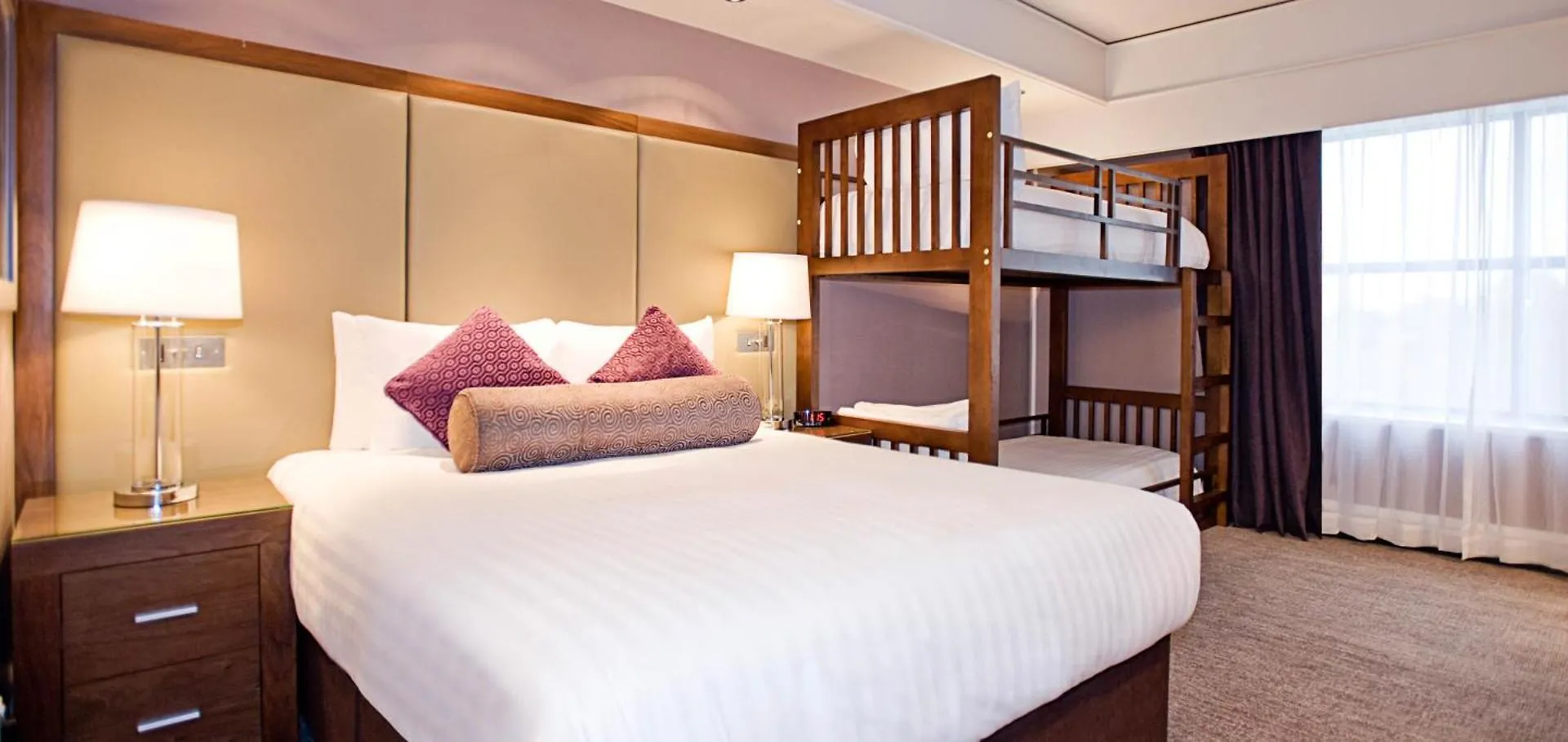 ****  Sandman Signature London Gatwick Hotel Crawley  Reino Unido