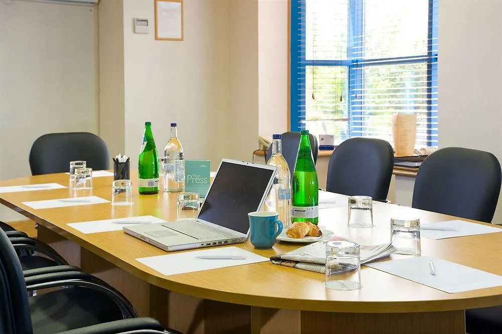 Sandman Signature London Gatwick Hotel Crawley  Crawley (West Sussex)